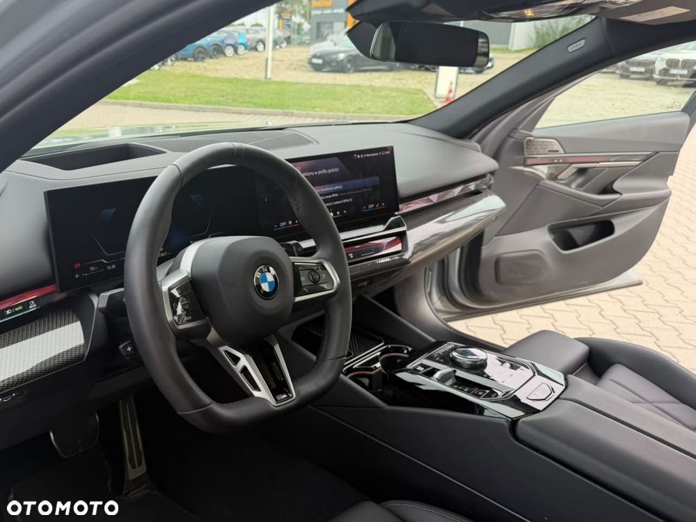 BMW Seria 5 540d xDrive mHEV M Sport - 13