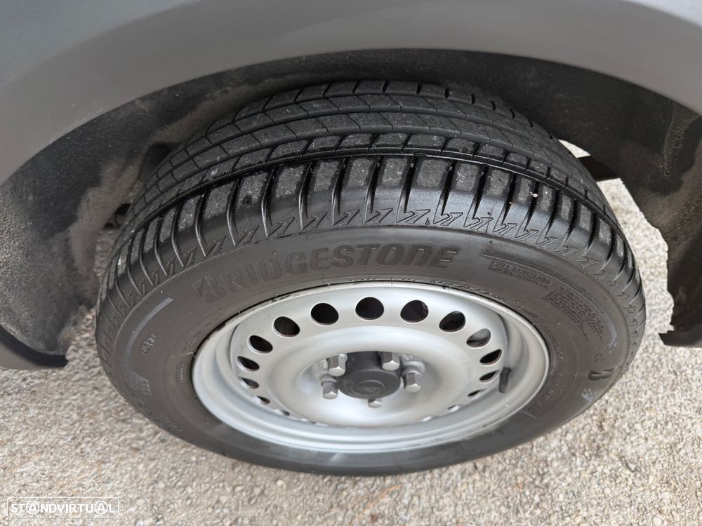 Ford Transit conect - 9