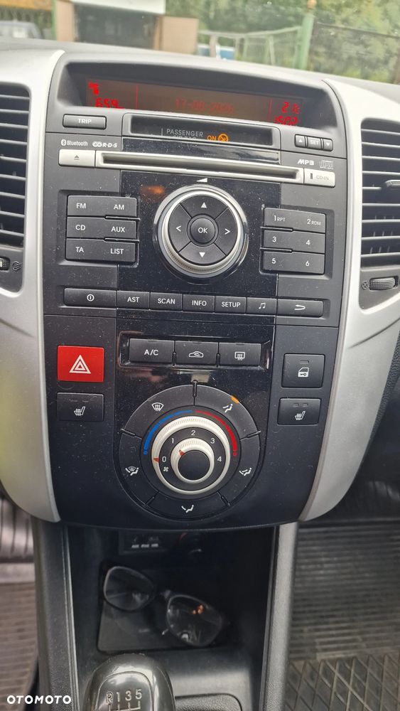 Kia Venga 1.4 M - 6