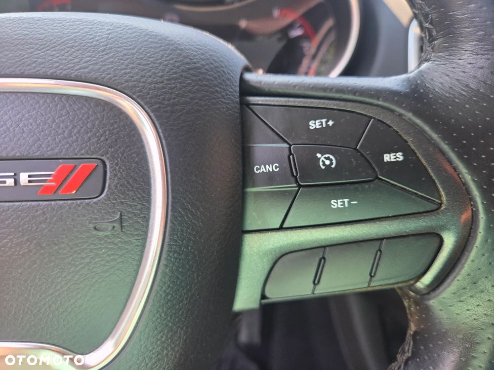Dodge Durango 5,7 R/T - 25