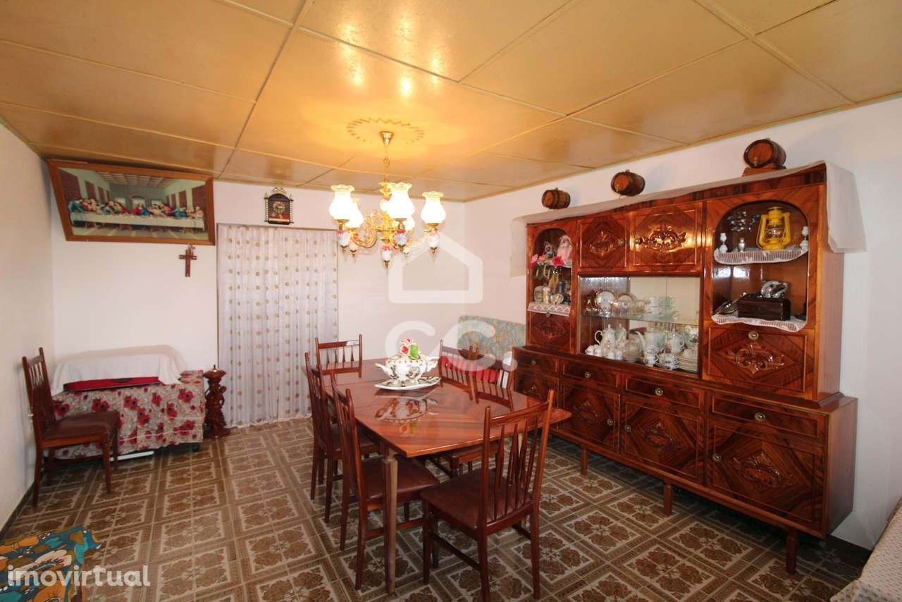 Moradia na aldeia com vistas para o campo - Grande imagem: 2/20