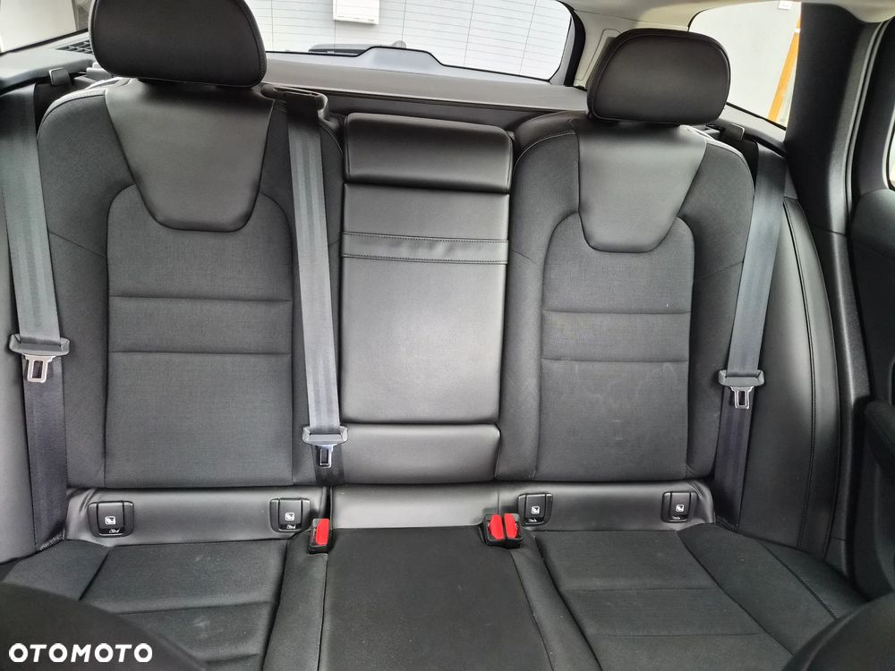 Volvo V60 D3 Geartronic Momentum - 10