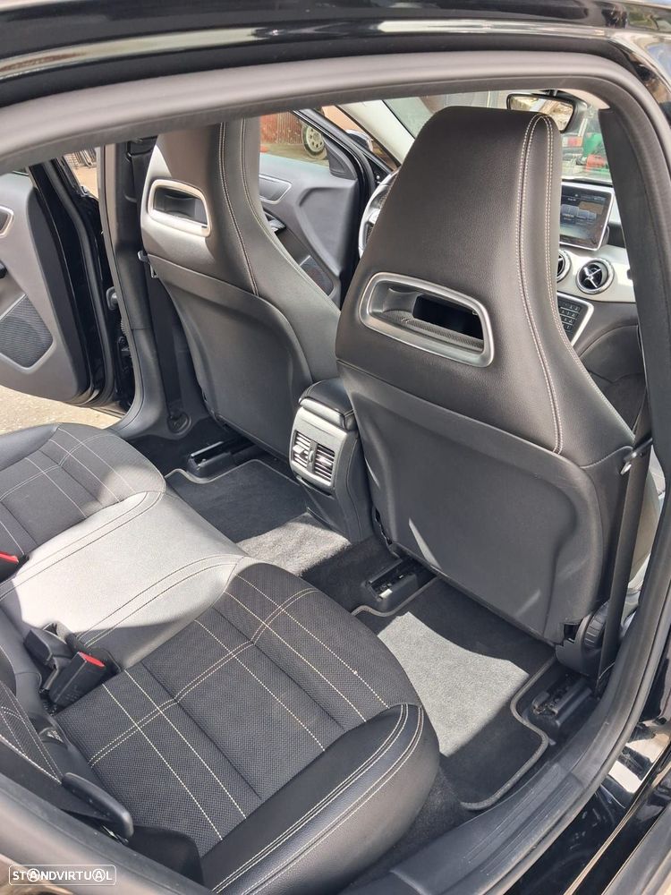 Mercedes-Benz GLA 200 (CDI) d 4Matic 7G-DCT Urban - 11