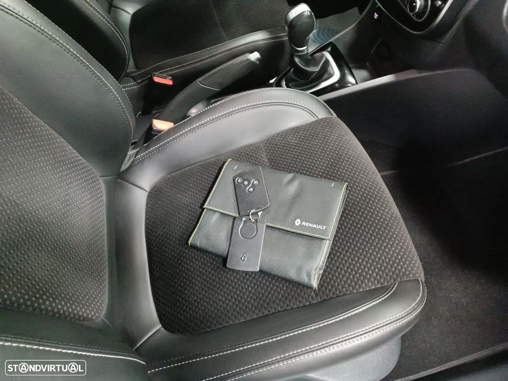 Renault Clio ENERGY TCe 120 EDC Luxe - 16