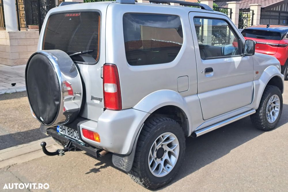 Suzuki Jimny - 10