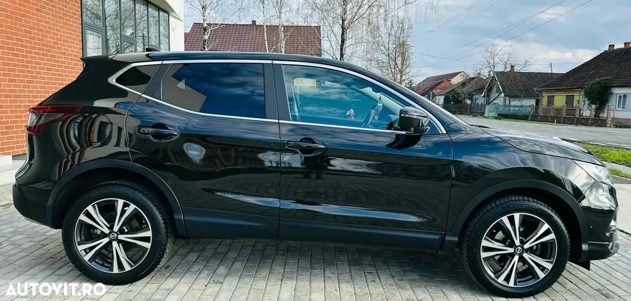 Nissan Qashqai 1.5 DCI DCT N-CONNECTA - 1