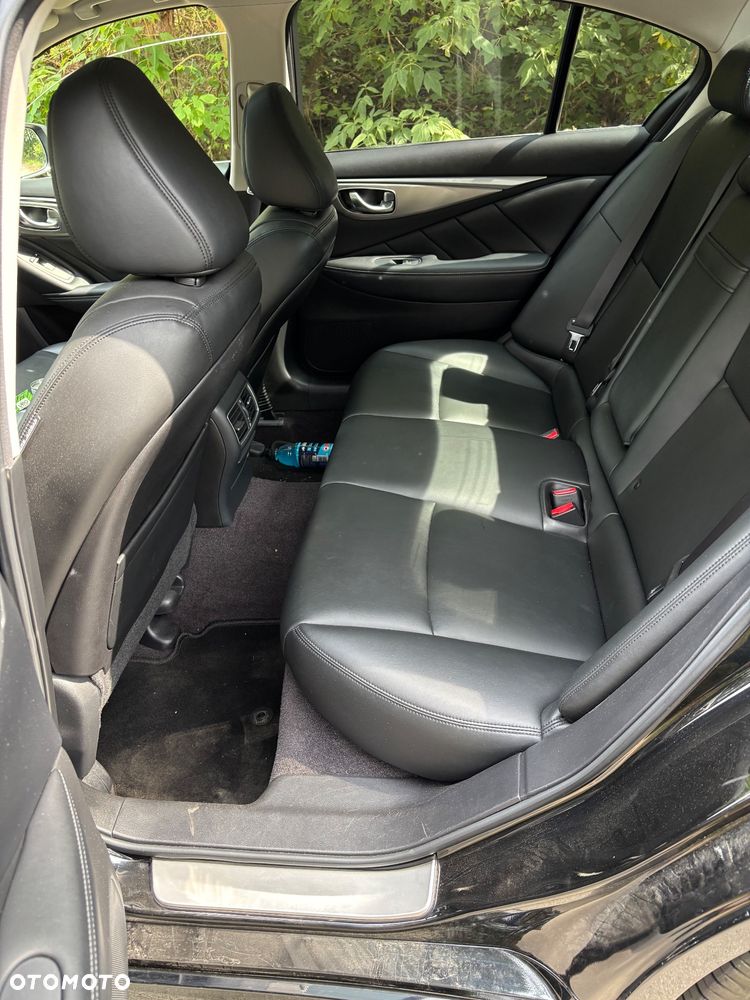 Infiniti Q50 - 10