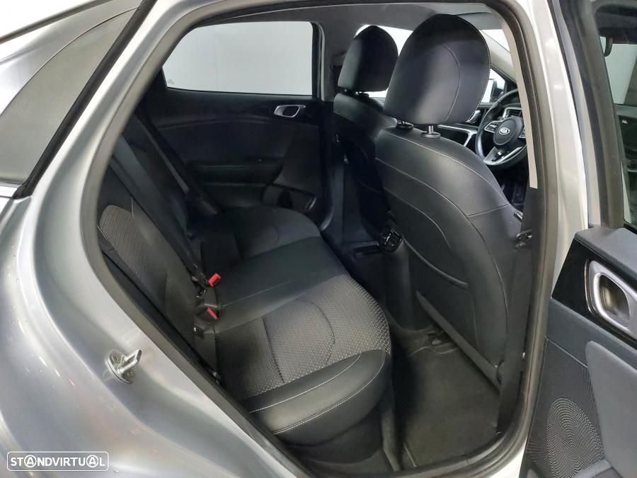 Kia XCeed 1.6 GDi PHEV First Edition - 51