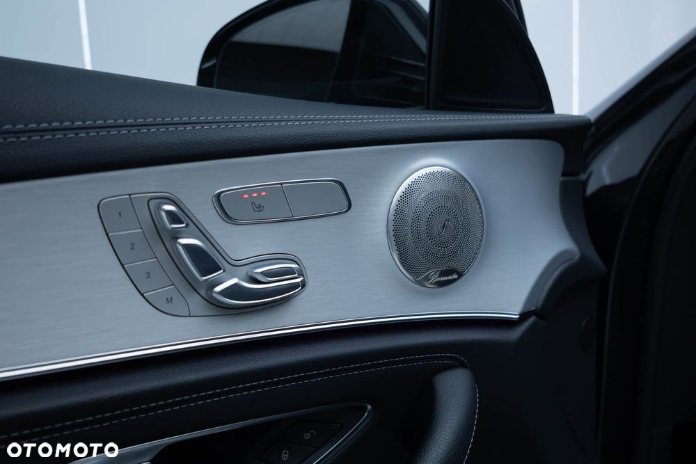 Mercedes-Benz Klasa E 300 de 4Matic 9G-TRONIC AMG Line - 14