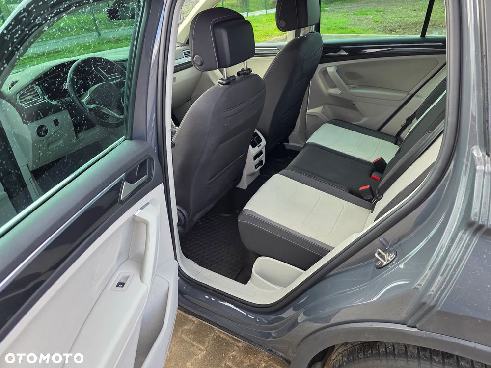 Volkswagen Tiguan 2.0 TSI 4Mot Elegance DSG - 8