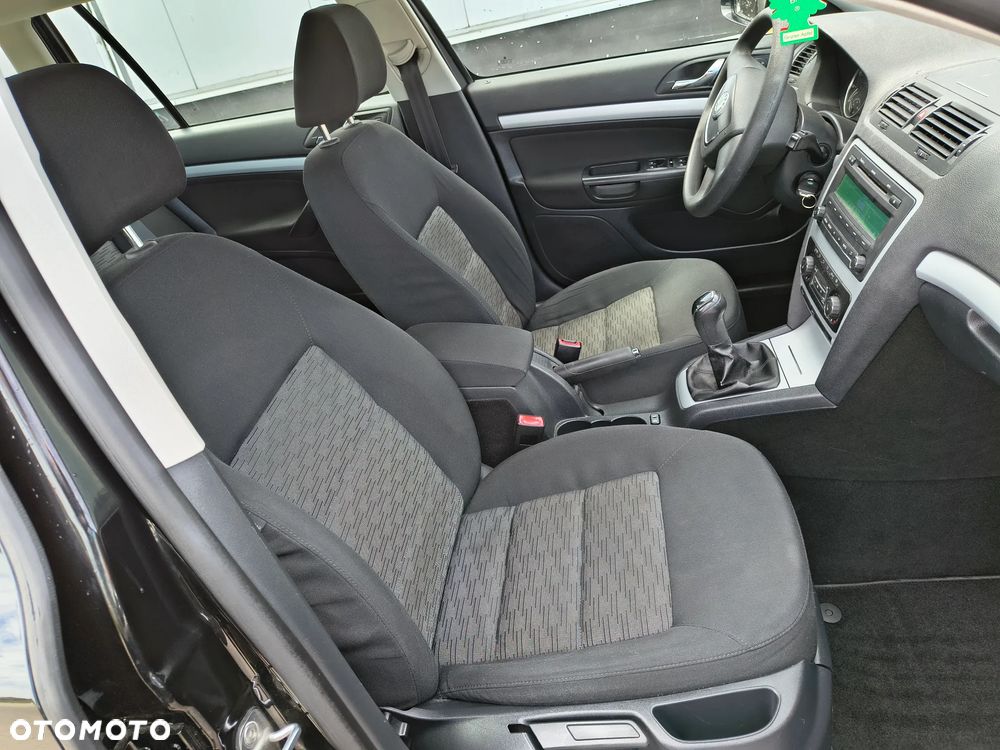 Skoda Octavia 1.8 TSI Ambiente - 14