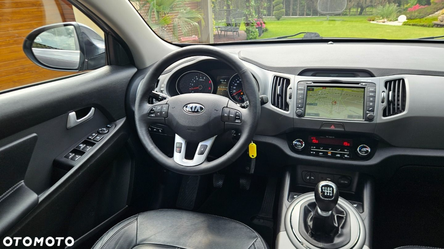 Kia Sportage 1.7 CRDI 2WD Dream-Team Edition - 17