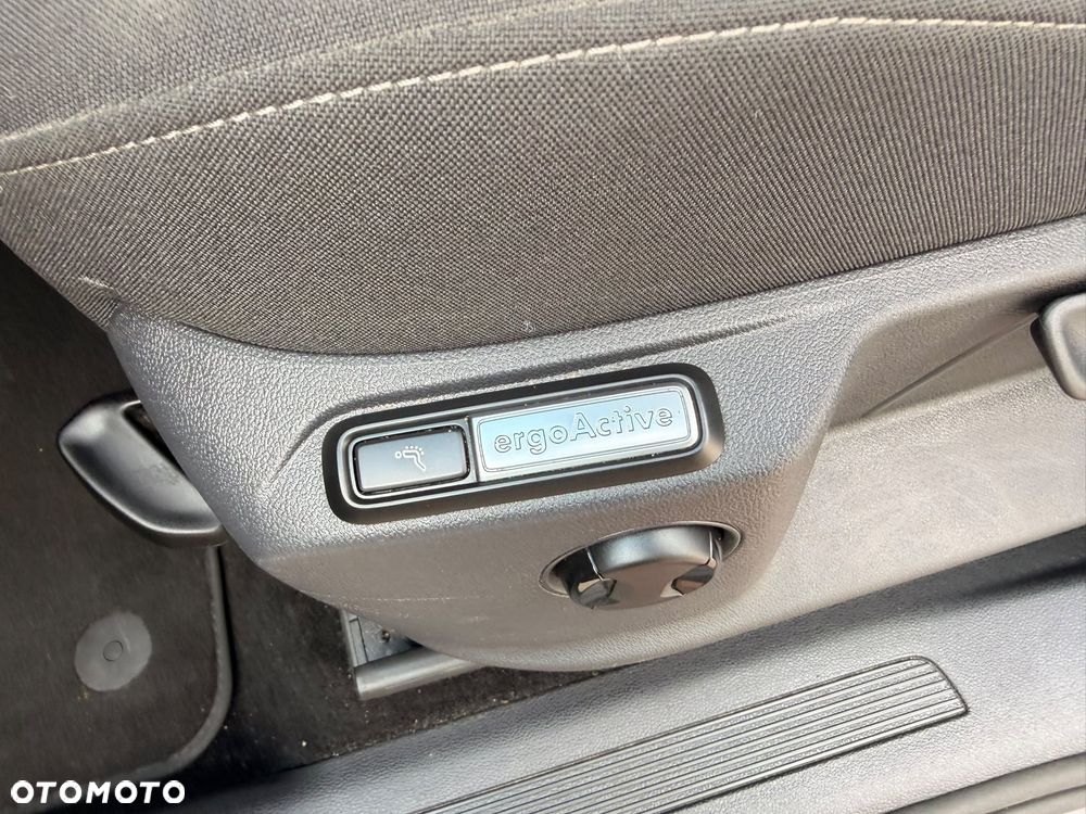 Volkswagen Tiguan 1.5 TSI OPF DSG Life - 17