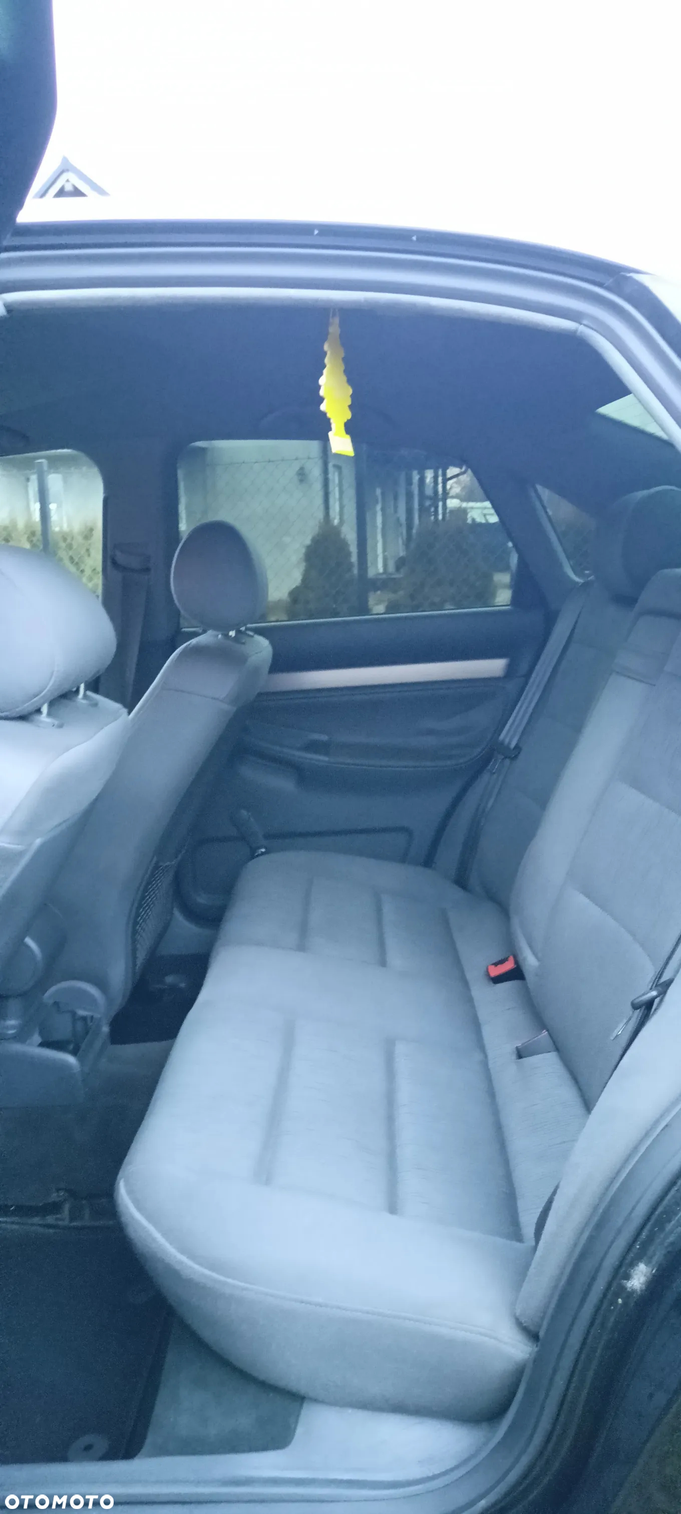 Audi A4 2.4 Tiptronic - 11