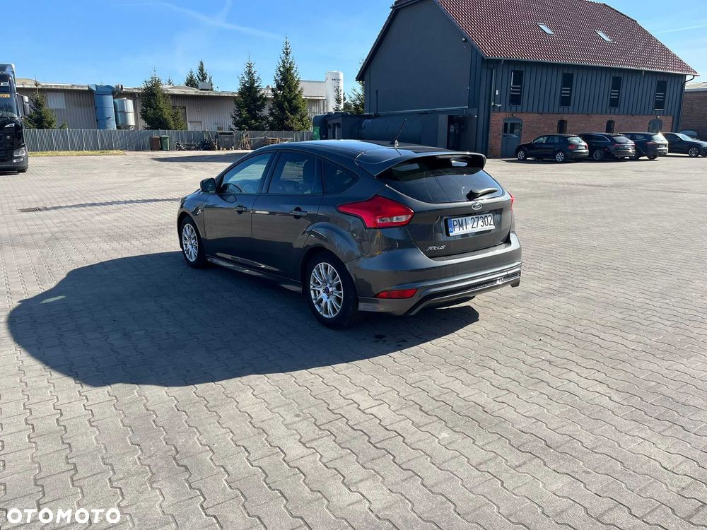 Ford Focus - 5