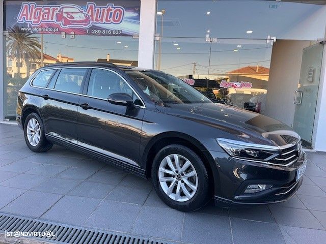 VW Passat Variant - 1
