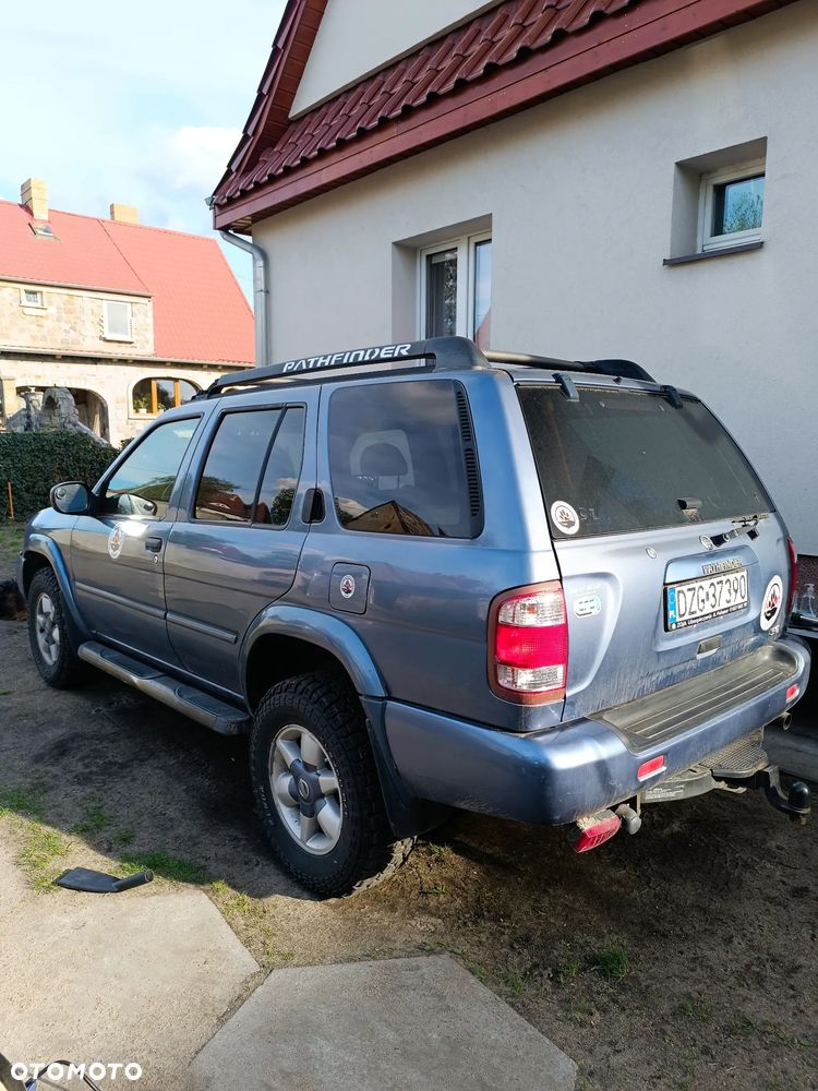 Nissan Pathfinder 3.5 V6 - 5
