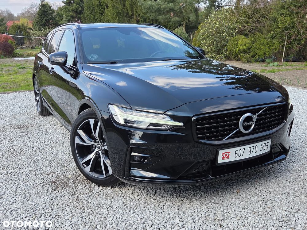 Volvo V60 D4 Geartronic R-Design - 1