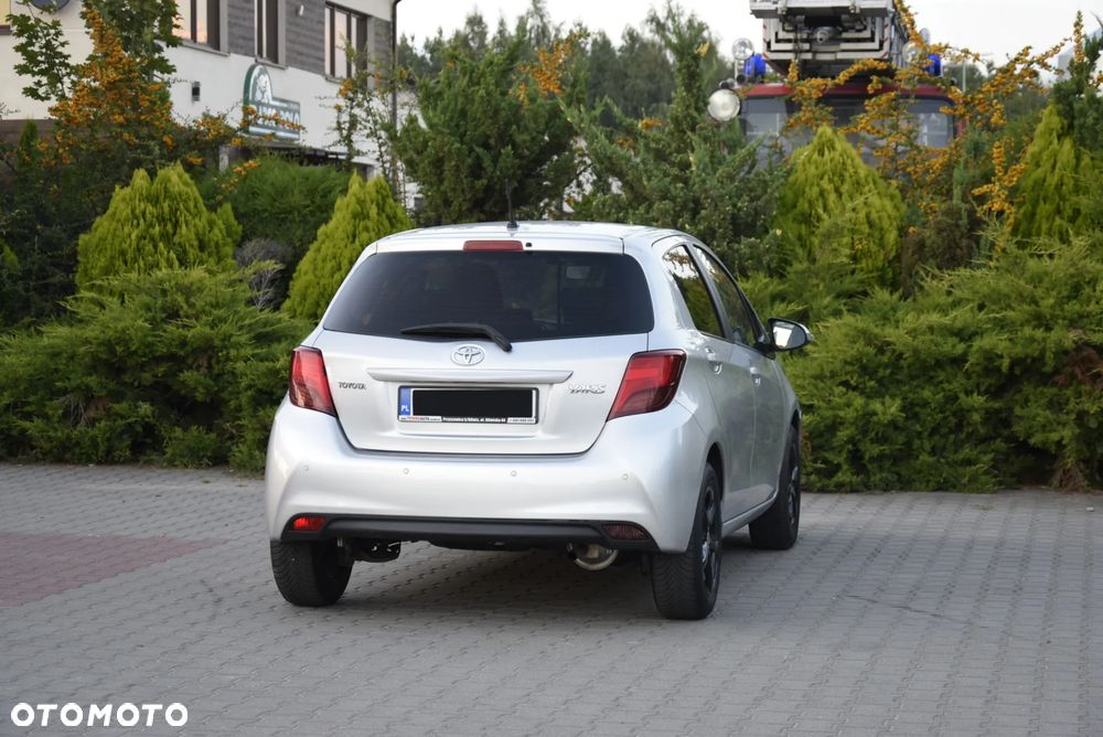 Toyota Yaris - 17