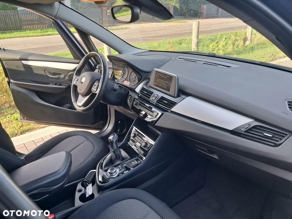 BMW Seria 2 216d Active Tourer Luxury Line - 8