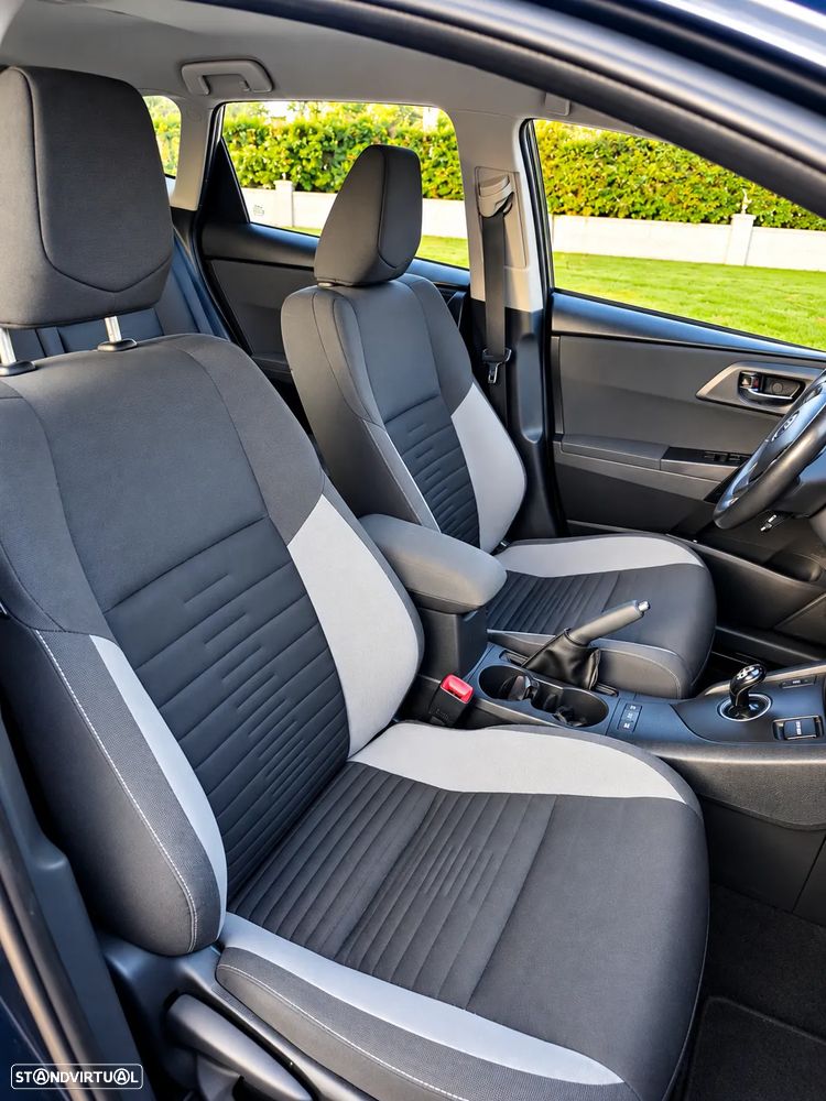 Toyota Auris 1.8 HSD Active - 5