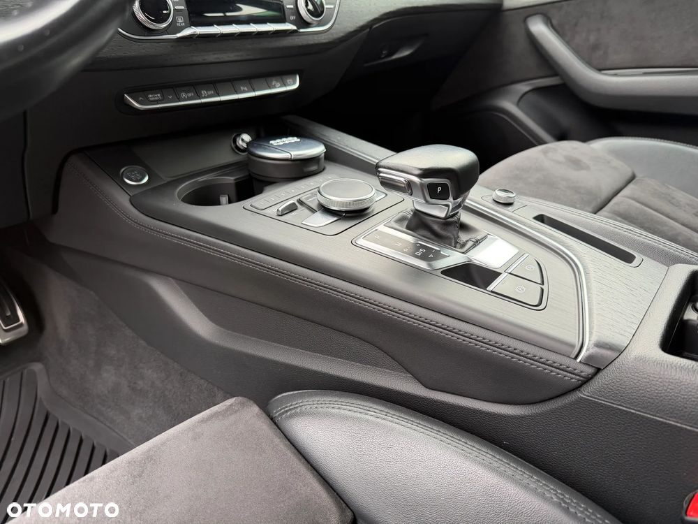 Audi A4 Allroad - 35