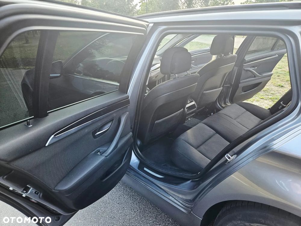 BMW Seria 5 520d - 19