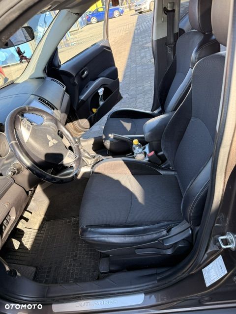 Mitsubishi Outlander 2.0 DID Instyle - 6
