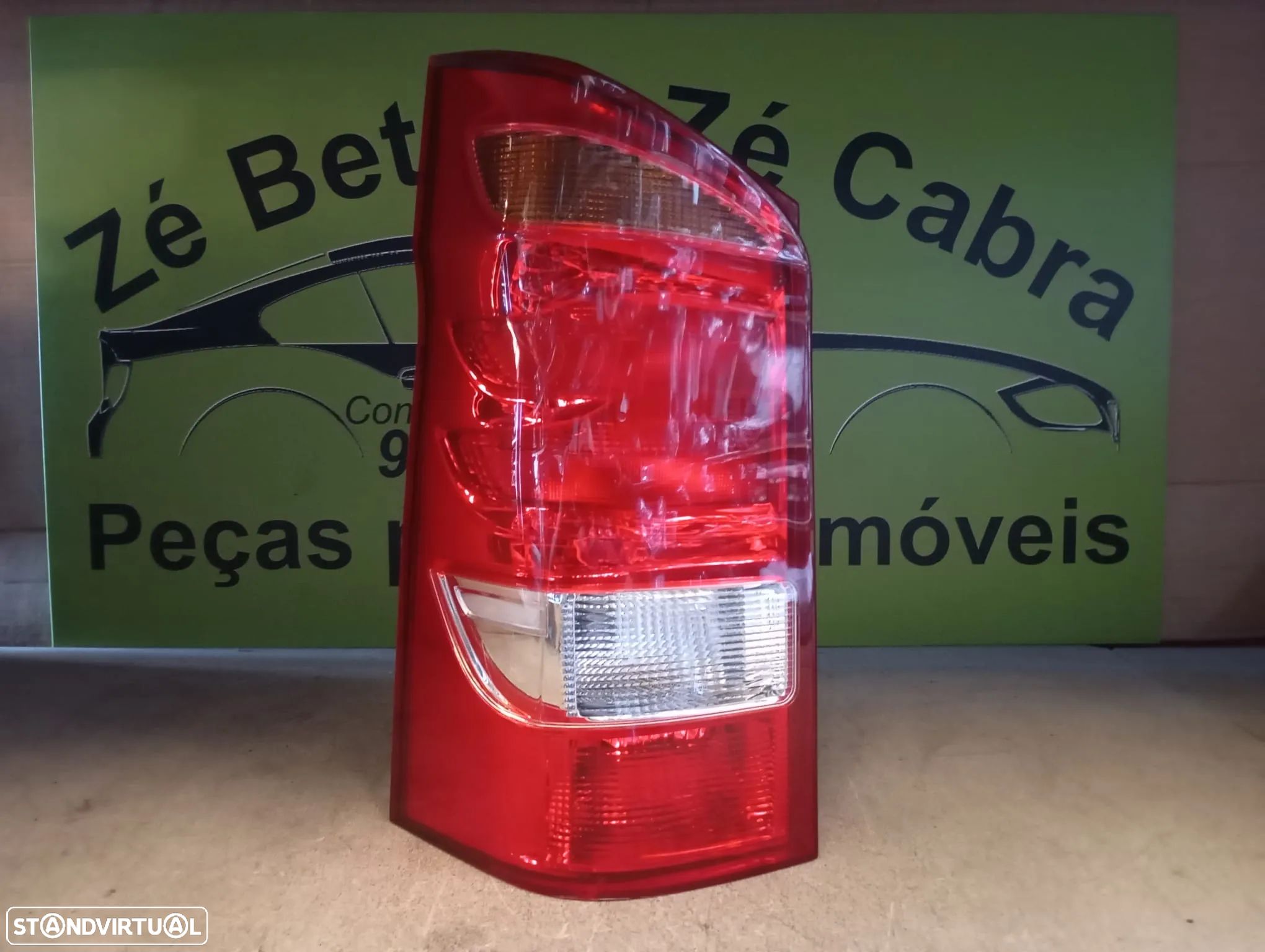 MERCEDES VITO FAROLIM ESQUERDO - FT379 - 1