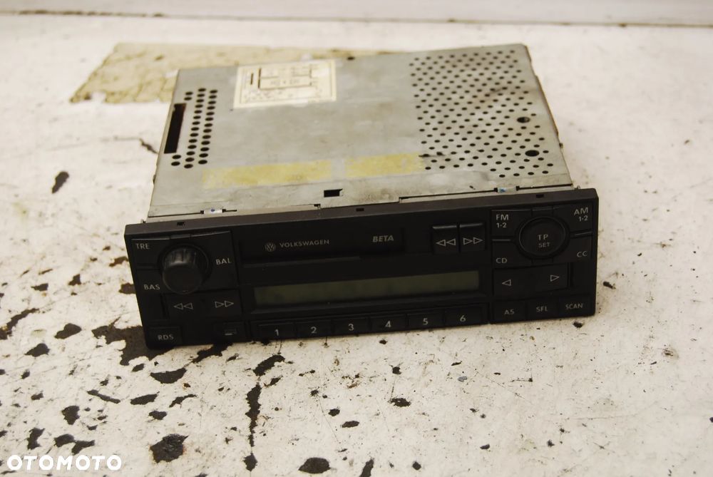 RADIO FABRYCZNE 1J0035152F BETA VW PASSAT B5 GOLF IV 1J0035152B - 1