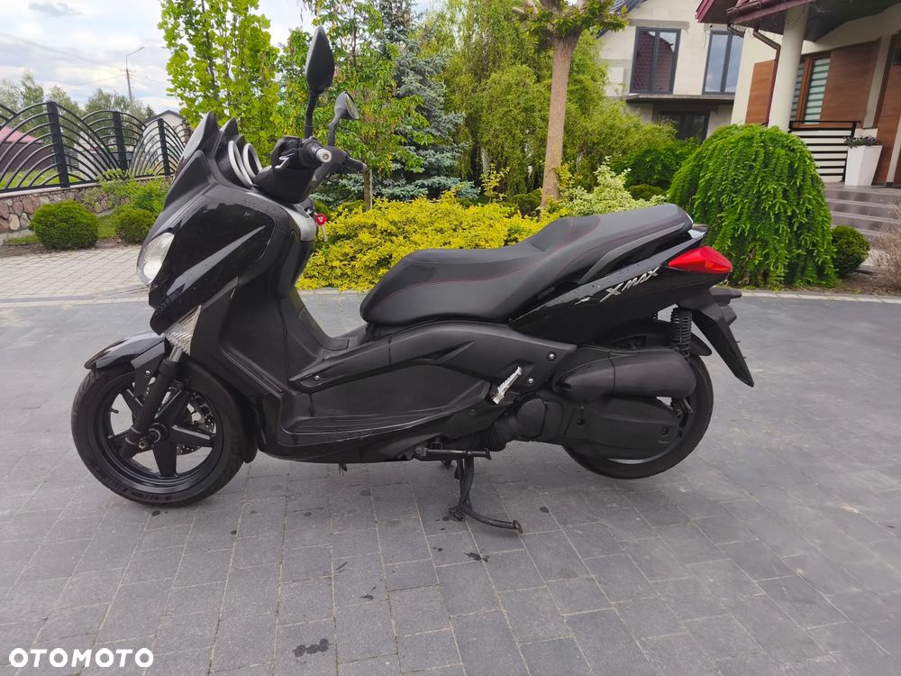Yamaha X-max - 1