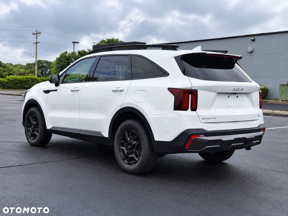 Kia Sorento - 4