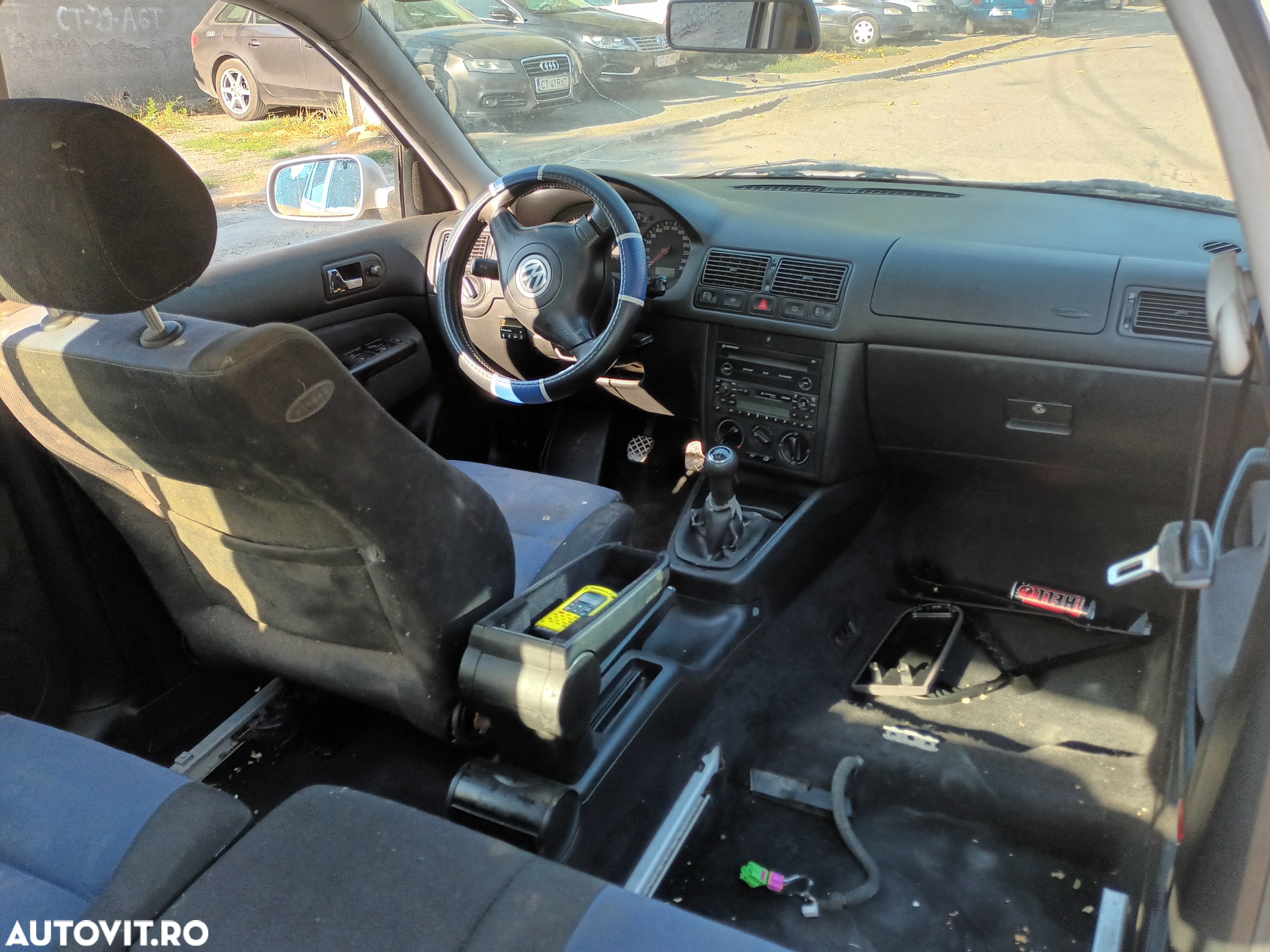Dezmembrari  VW GOLF 4  1997  > 2006 1.6 16V Benzina - 14