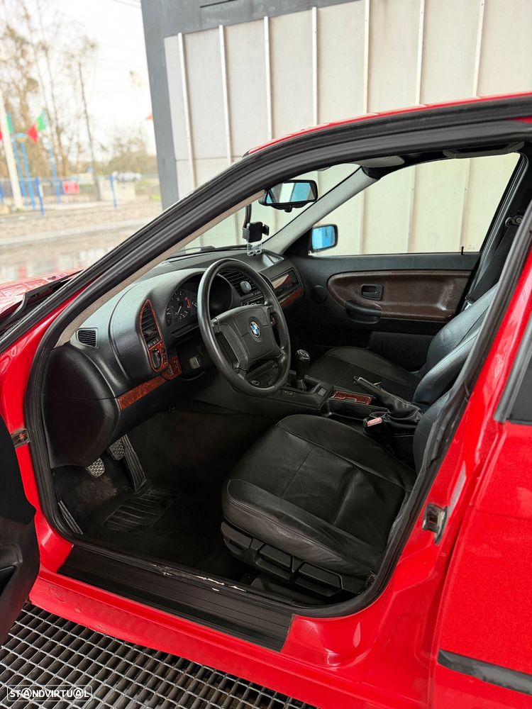 BMW 318 - 10