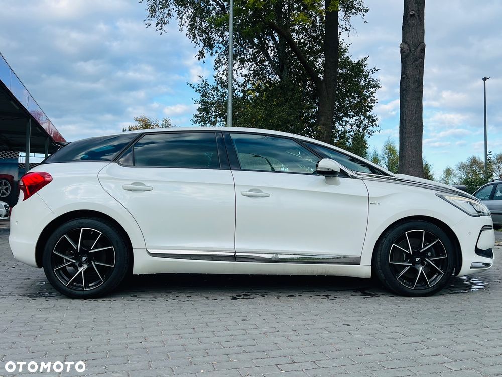 DS Automobiles DS 5 - 7