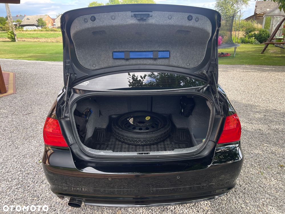 BMW Seria 3 320d - 6
