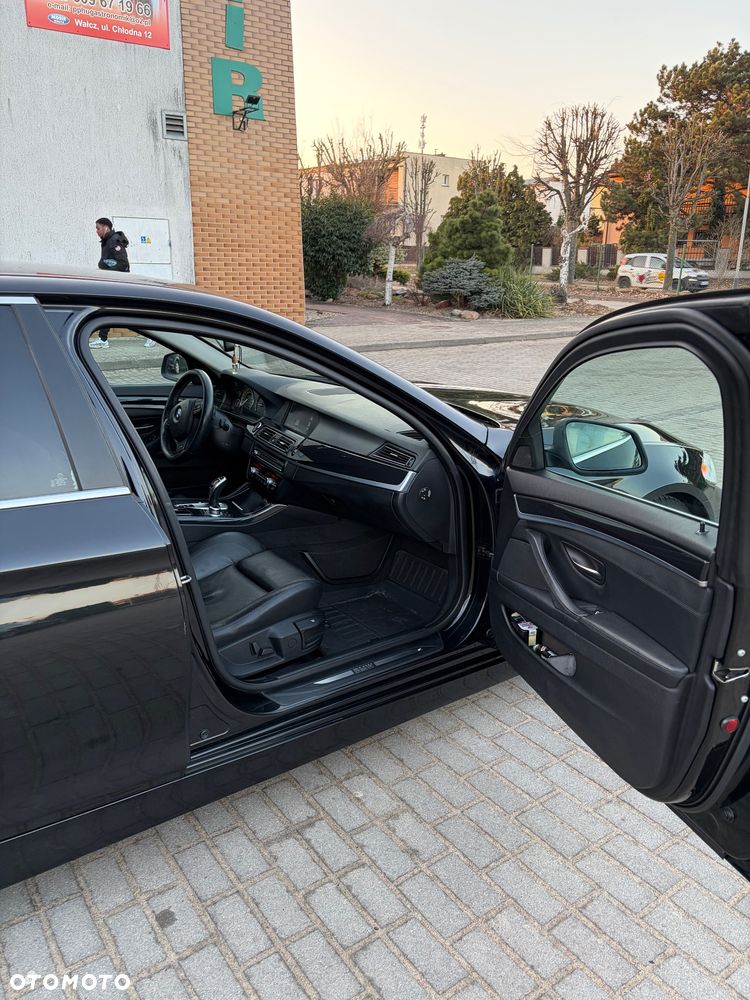 BMW Seria 5 520d - 11