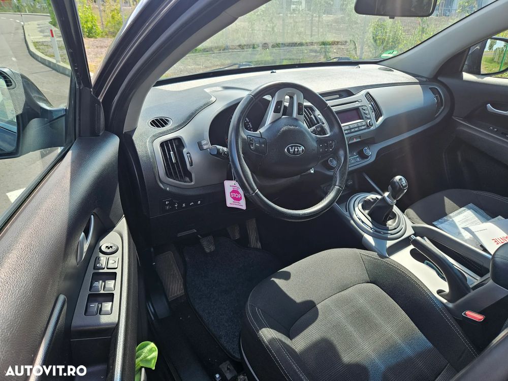 Kia Sportage 2.0 GSL MT 4x4 STYLE - 8