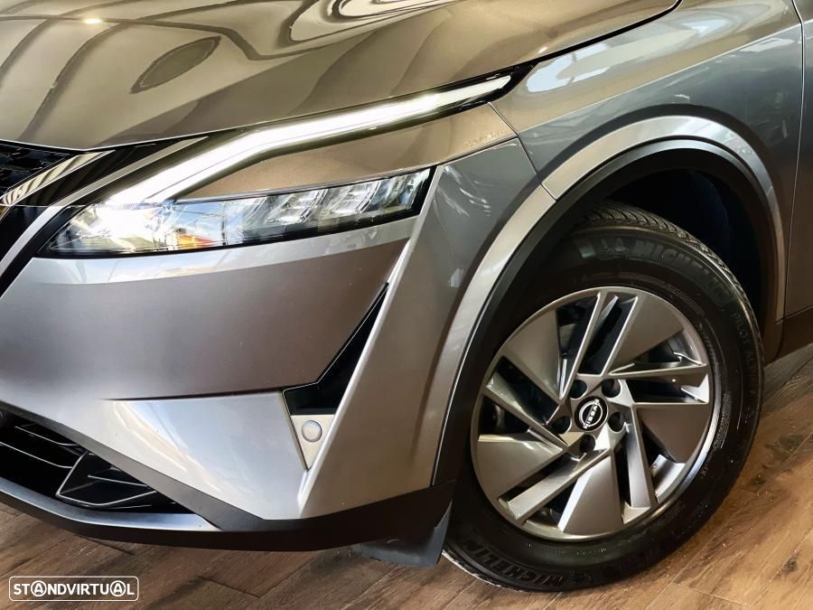 Nissan Qashqai 1.3 DIG-T Acenta Xtronic - 4