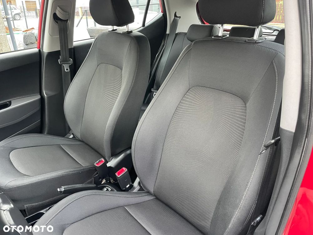 Hyundai i10 1.0 BlueDrive Black Line - 16