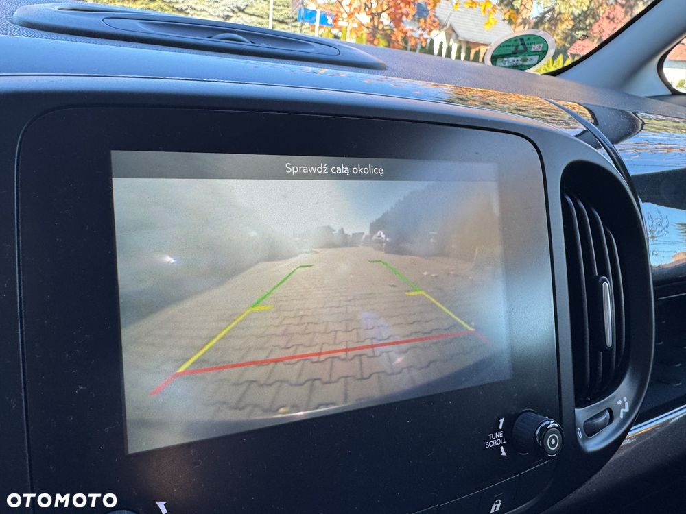 Fiat 500L 1.4 16V Urban Edition - 23