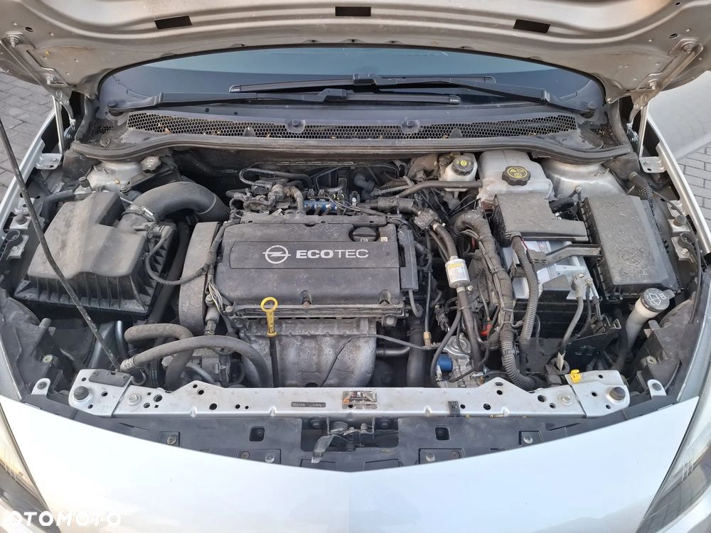 Opel Astra 1.6 - 13