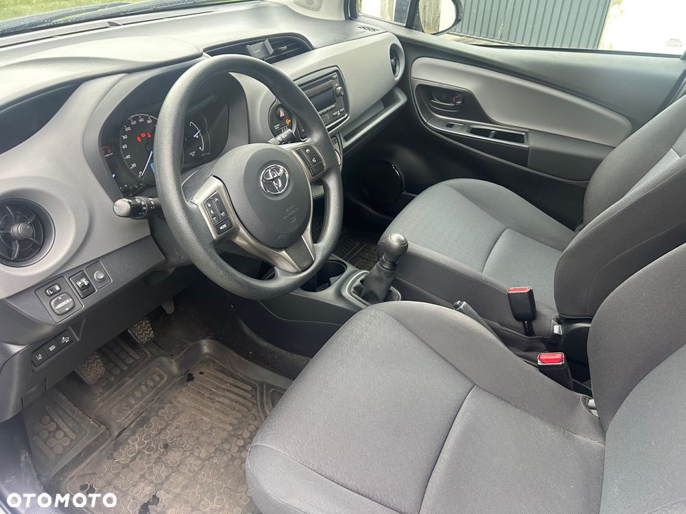 Toyota Yaris 1.0 Active - 11