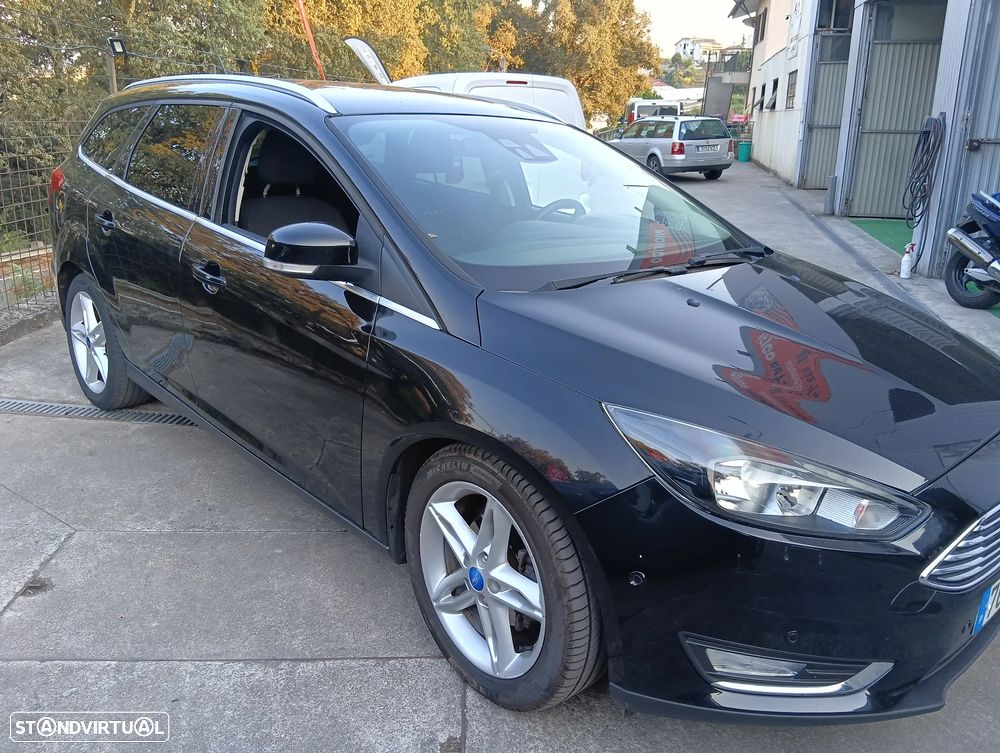 Ford Focus SW 1.0 SCTi Titanium Best - 33