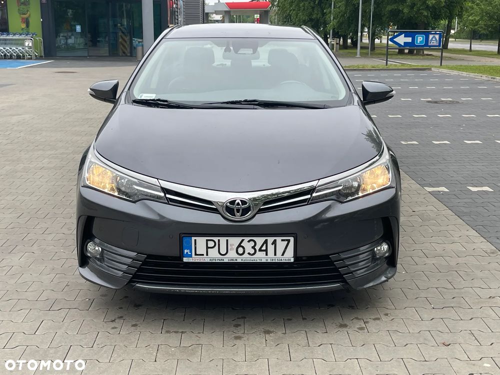 Toyota Corolla 1.6 Comfort - 1