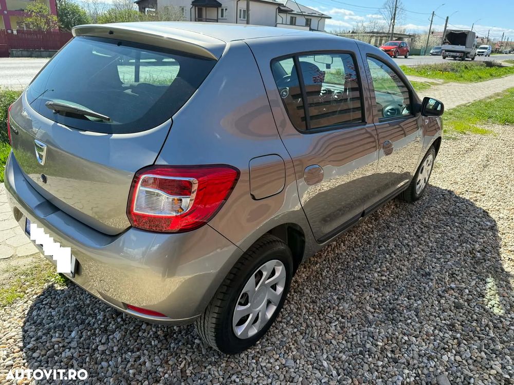 Dacia Sandero 1.2 75CP Laureate - 11