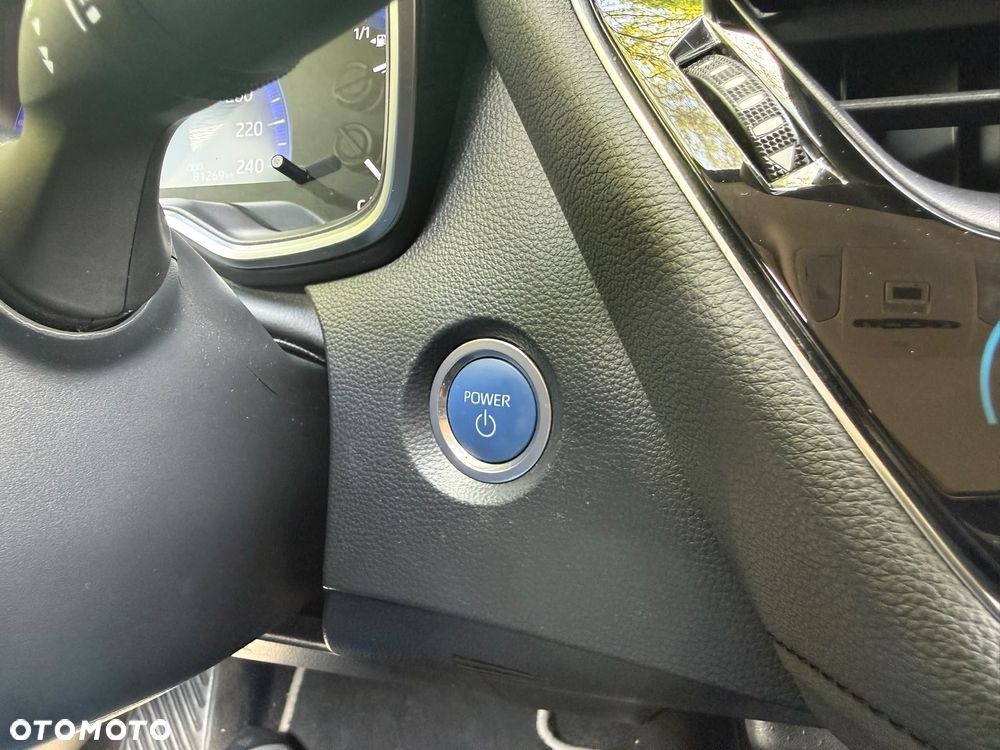 Toyota Corolla 1.8 Hybrid Comfort - 28