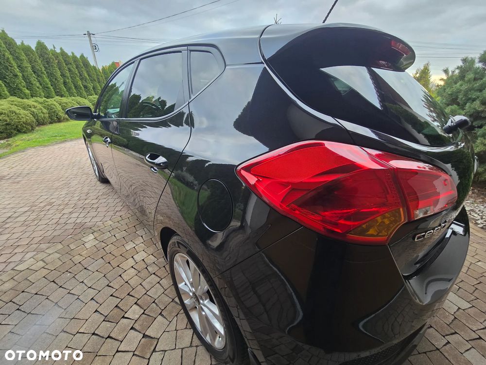 Kia Ceed - 17