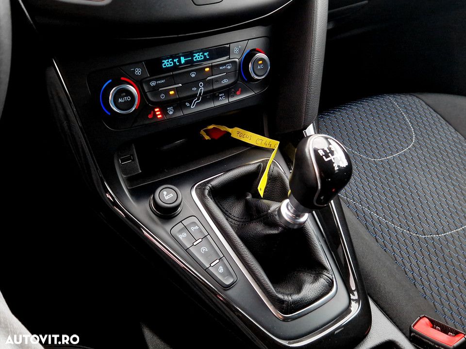 Ford Focus 1.0 EcoBoost Active - 16