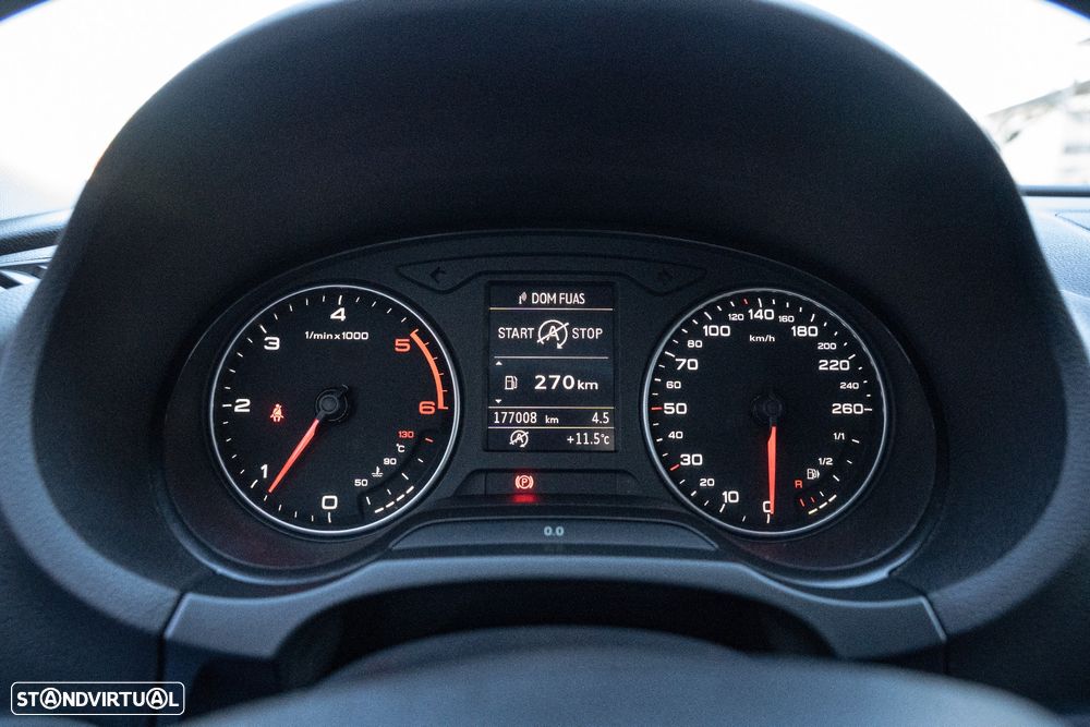 Audi A3 Sportback 1.6 TDI Attraction - 9